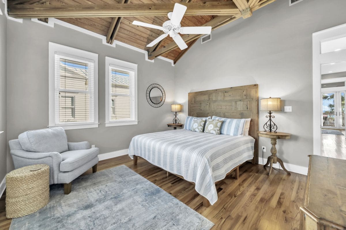 Second Floor King