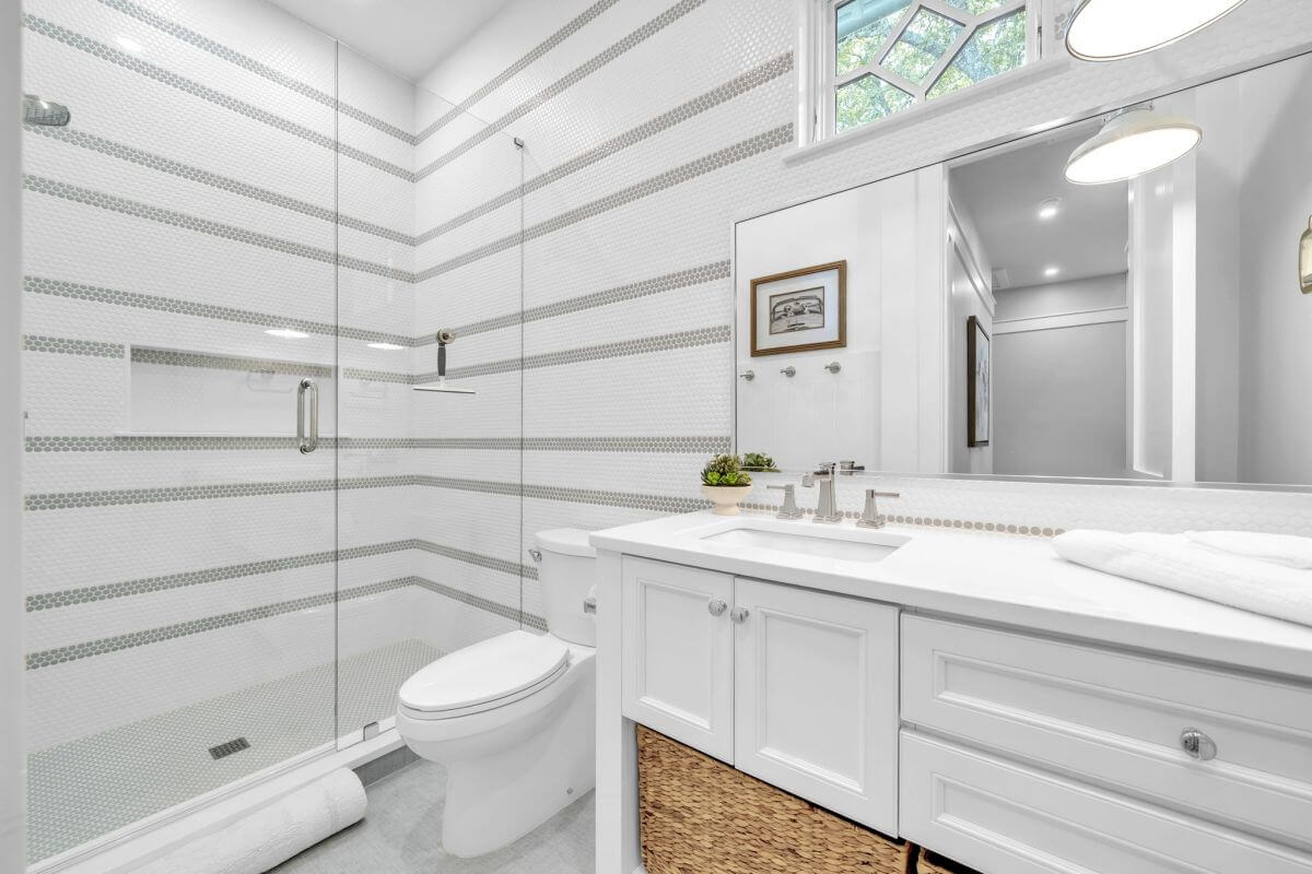 Second Floor Shared Bathroom