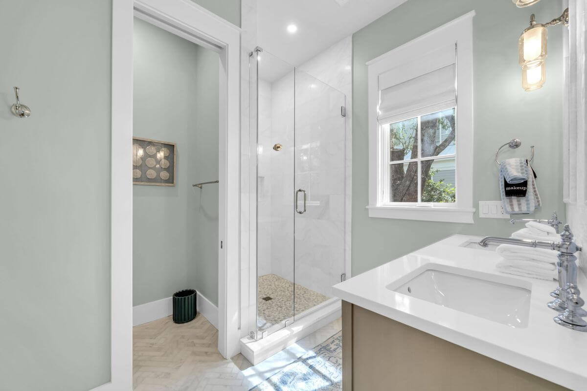 First Floor King Ensuite