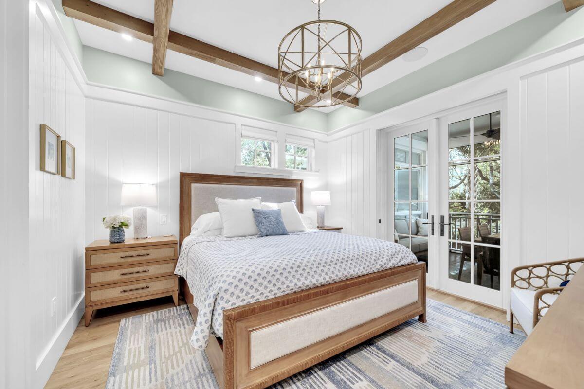 First Floor King Bedroom